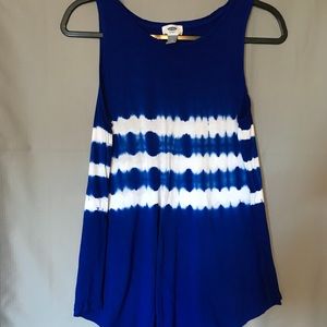 Women’s sleeveless shirt